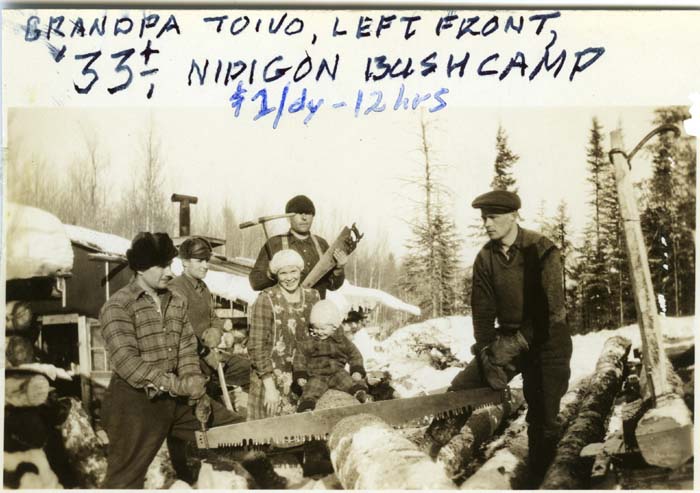 1933_HalmeToivo_bushcamp_E4990_photo_notes
