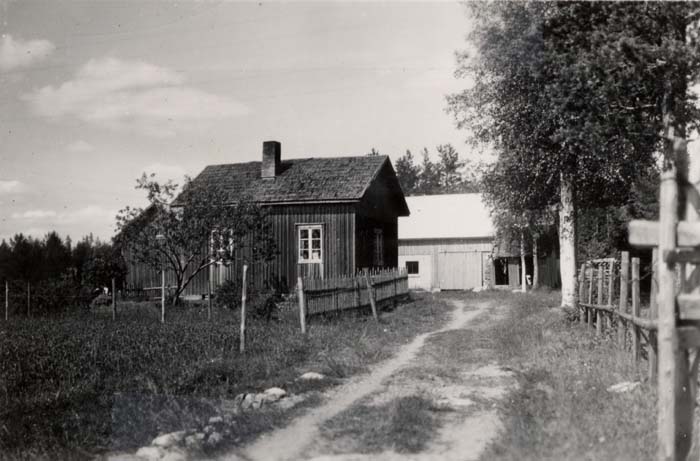 1940_c_karviahomeunedited-oldscan
