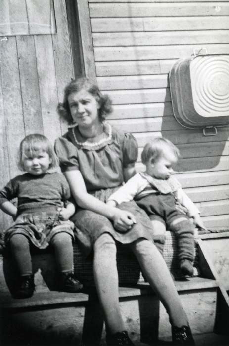 1941_Halme_E4990_photo_001_edited