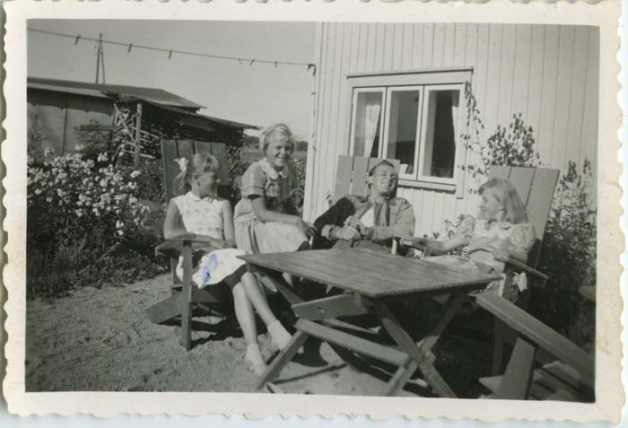 1950_c_UnknownsFinland_E4990_photo_082
