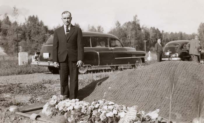 1952_HalmeToivoHalmeOttofuneralunedited-oldscan