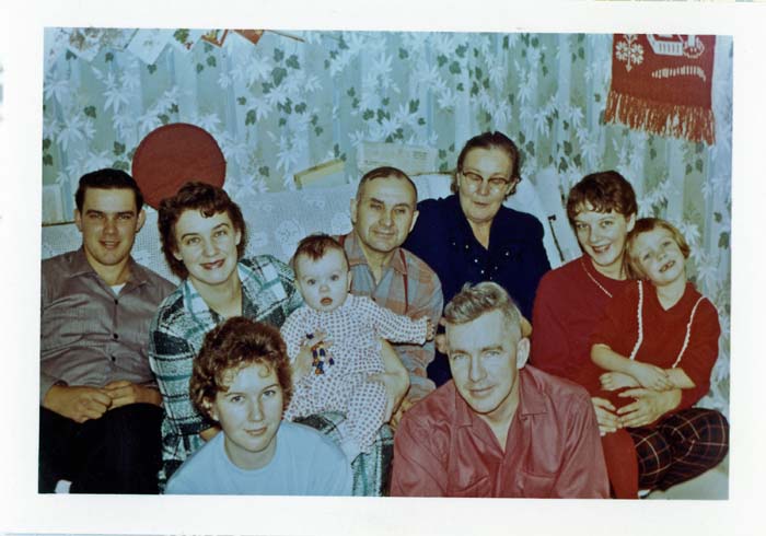 1959_HalmeFraser_Xmas_E4990_photo_edited