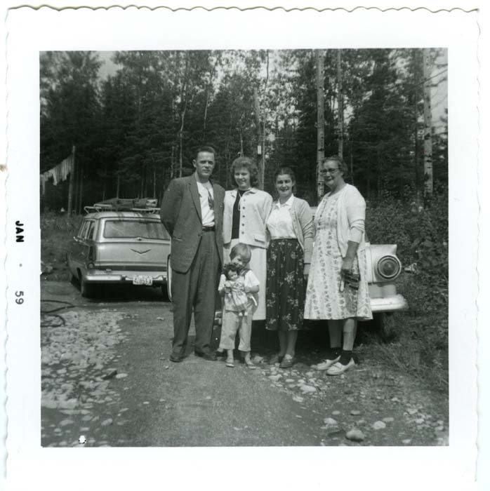 1959_HalmeVisitors_E4990_photo
