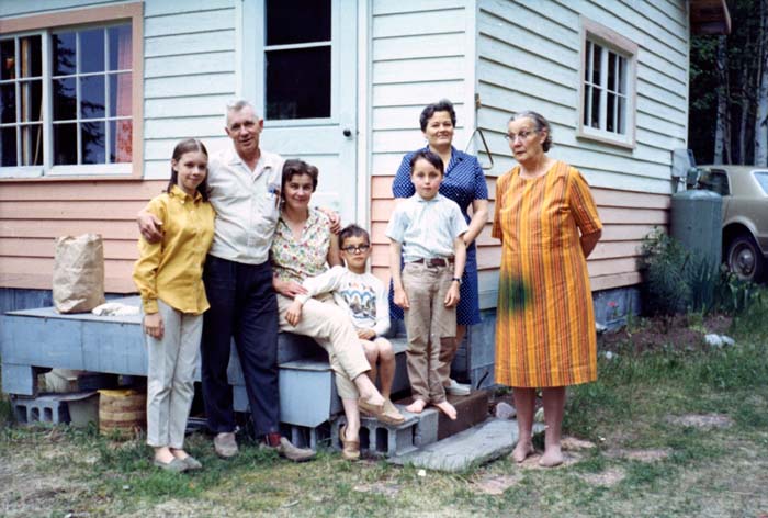 1968_FrasersandMarttaHalme_E4990_photo
