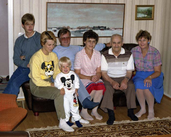 1985_c_Bosnich_Finland_51436_E4990_negative018