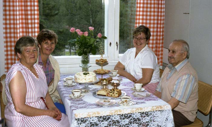 1985_c_Bosnich_Finland_51436_E4990_negative022