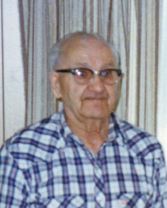 1990_BosnichCol_E4990_photo_046_usm