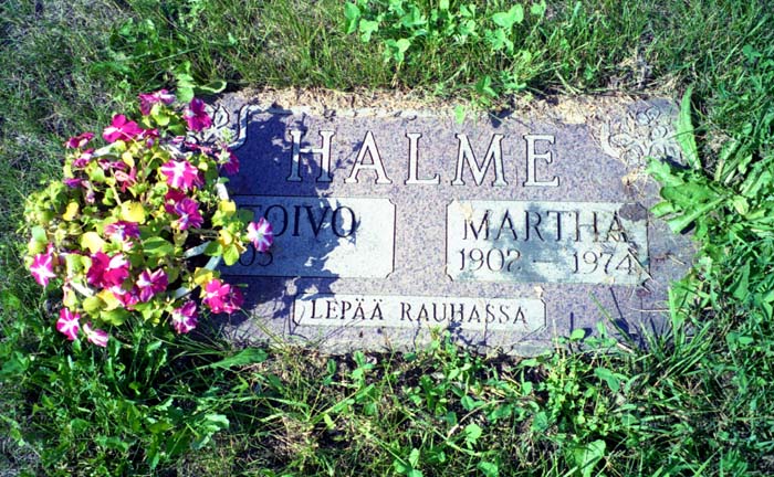 1990_c_HalmeGravestone_negative_002